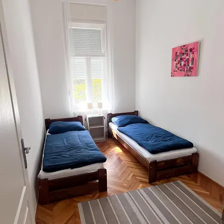 Apartment Ambrozia *