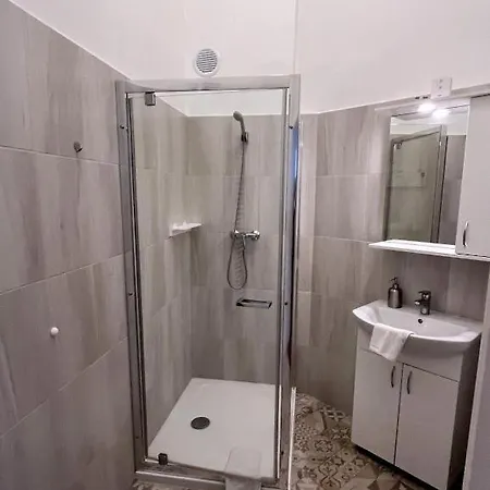 Ambrozia Apartment Eger