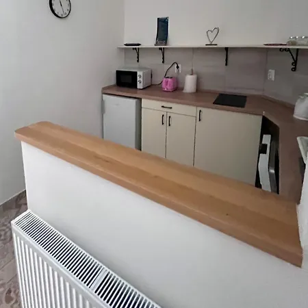 Ambrozia Apartment *